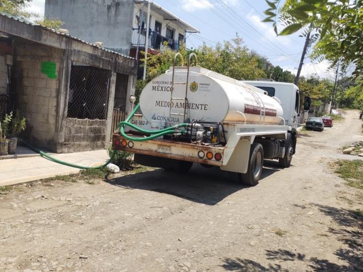 Crisis hídrica en Misantla: con pipas, CAEV intenta combatir desabasto