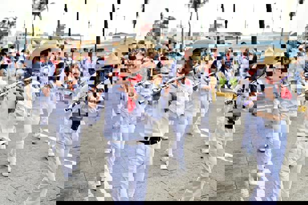 Inicia con desfile el Encuentro Cultural Veracruzano Yolpaki | VIDEO