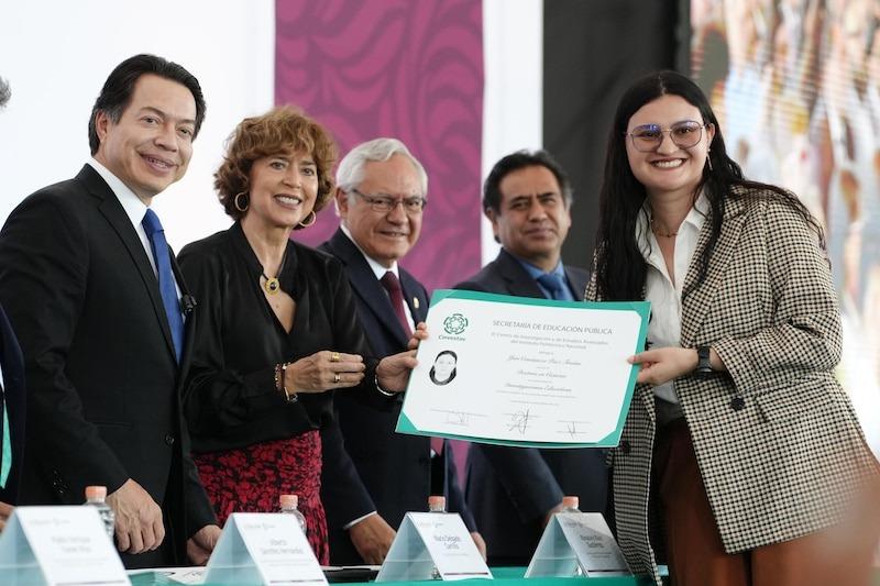 En México, 57 de cada 100 cédulas profesionales son de mujeres