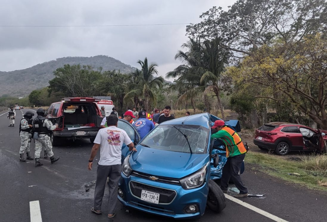Accidente en La Mancha deja un muerto y cinco heridos en carretera Matamoros-Puerto Juárez