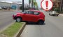Auto sin freno de mano termina en camellón del Boulevard Córdoba-Peñuela (+Video)