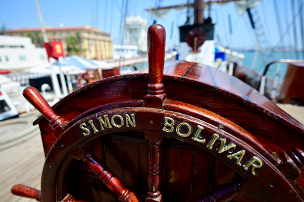 Buque Escuela Simón Bolívar recibe a cientos de visitantes en su visita al Puerto de Veracruz