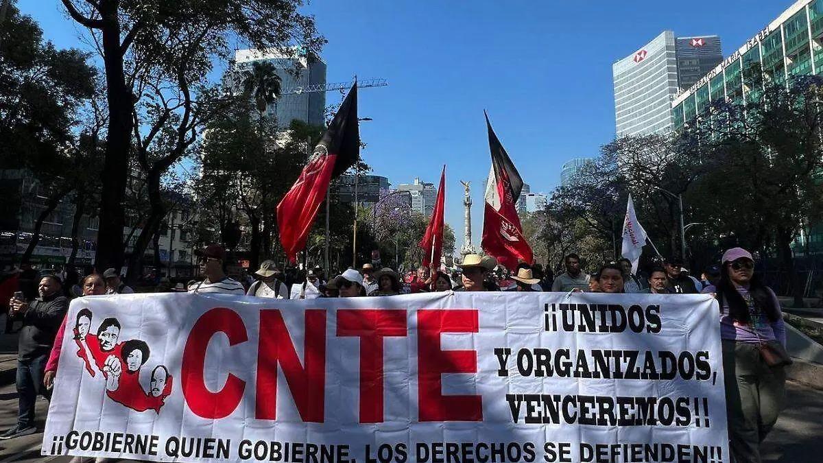 Plantón de la Sección 22 del SNTE en CDMX continuará