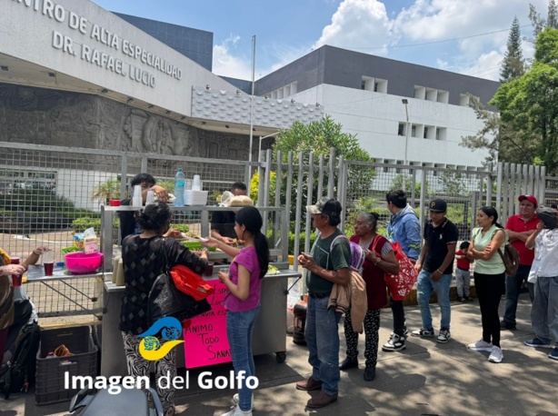 El montañista de Misantla, Luis Ángel Hernández, envía alimentos para familiares de pacientes del CAE en Xalapa (+Video)
