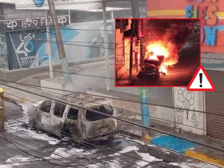 Termina en cenizas: se incendia camioneta en pleno centro de Martínez de la Torre (+Video)