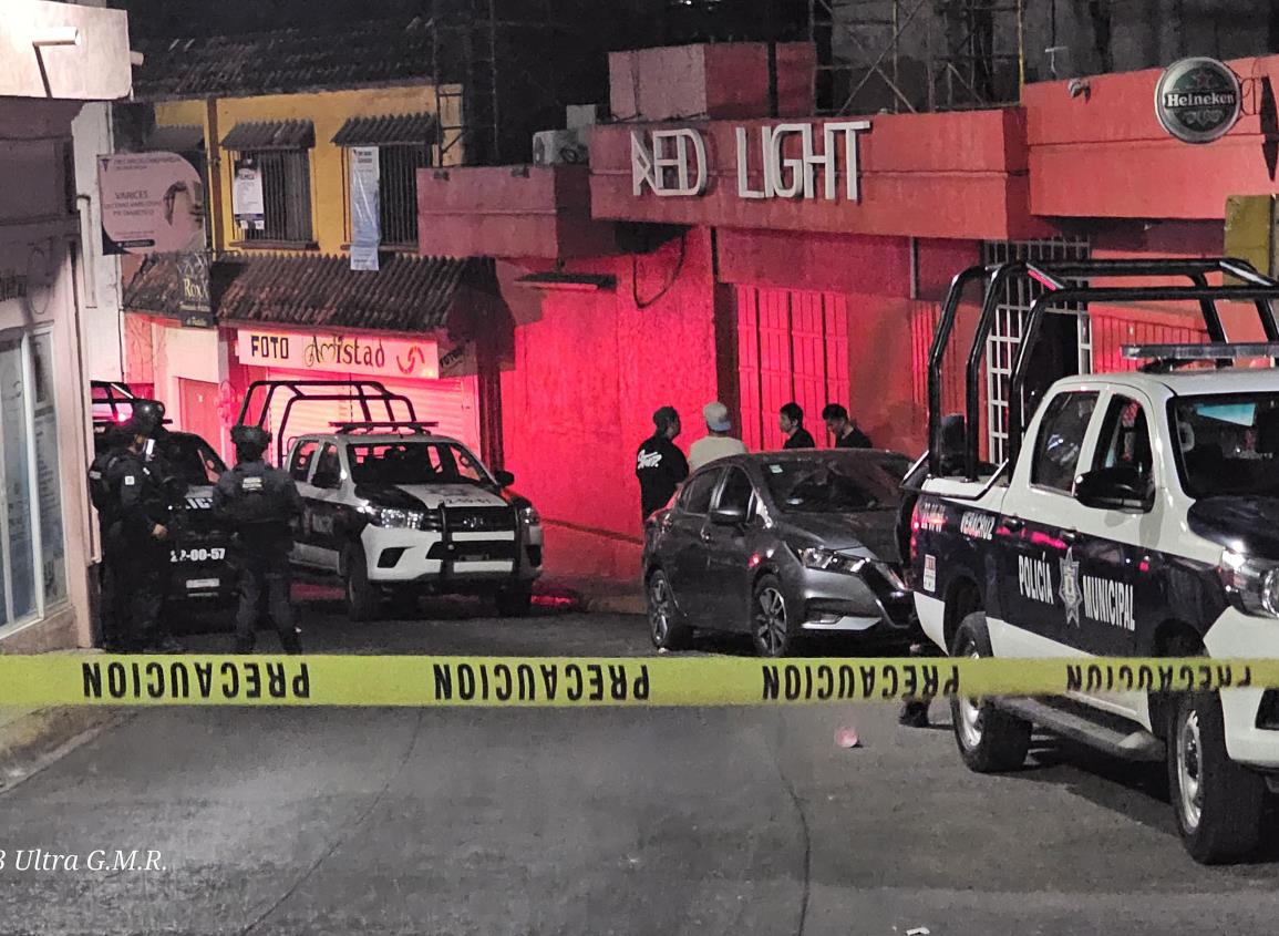 Ejecutan a hombre dentro de bar en el centro de San Andrés Tuxtla