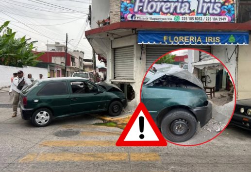 ¡Por ebrio! conductor se estrella contra florería en el libramiento de Tlapacoyan (+VIDEO) 