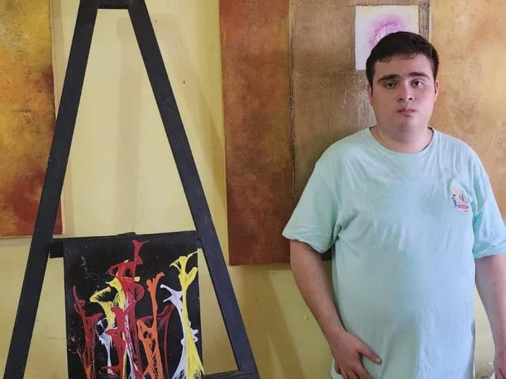 Alumnos de artes plásticas encabezan la exposición ´A.R.A´