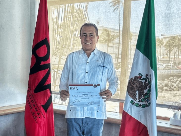Integrantes de la Barra Mexicana de Abogados Capítulo Veracruz reciben certificaciones