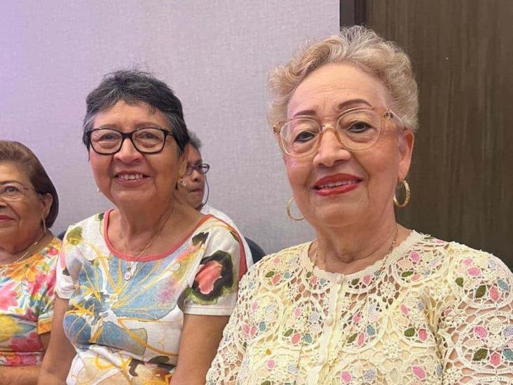 Realizan con éxito el Círculo Rosa de MUAC del mes de mayo