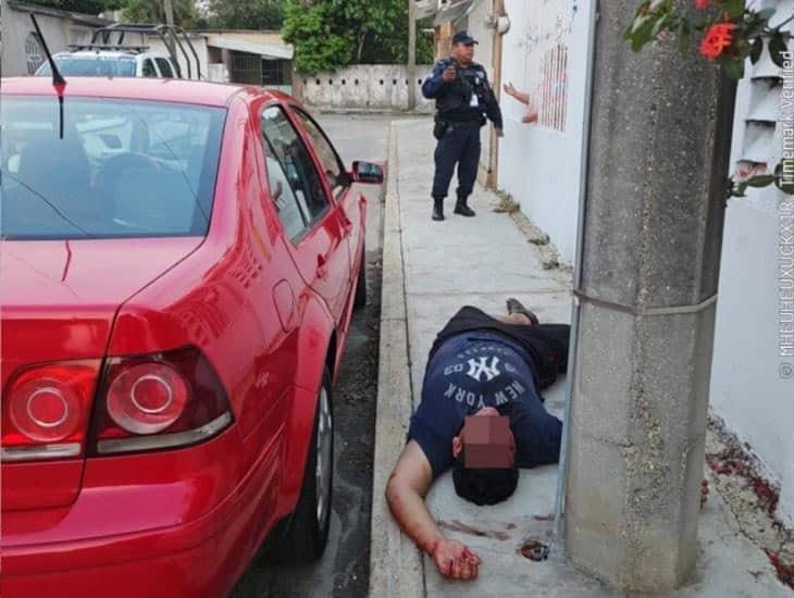 Acuchillan a un individuo en plena vía pública en Minatitlán