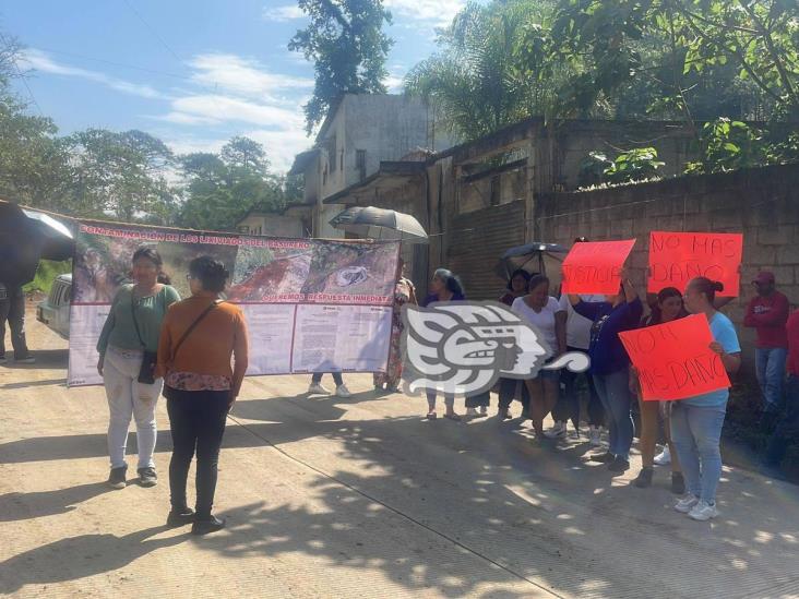 Relleno sanitario contamina con lixiviados a terrenos de Chiltoyac, acusan en protesta