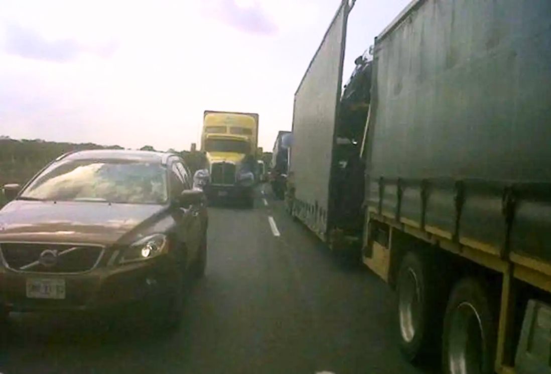 Accidente provoca cierre parcial en carretera Xalapa-Veracruz, en tramo hacia Cardel