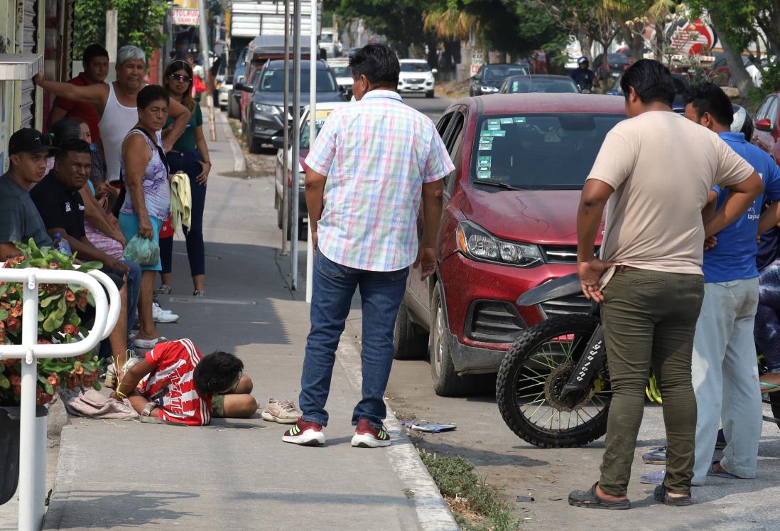 Vecinos detienen a presunto ladrón de cableado en la colonia Predio III en Veracruz