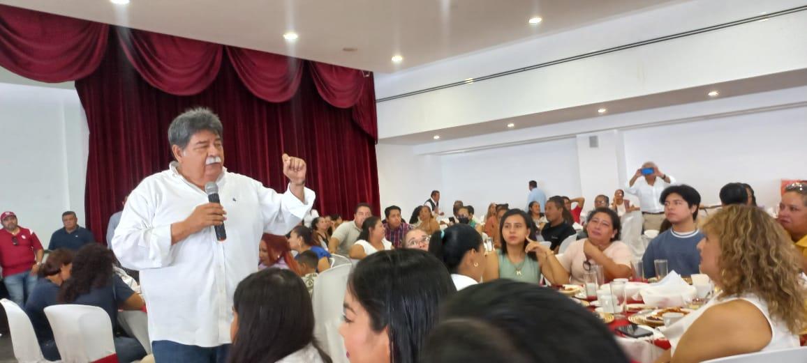 Crónicas del Poder: Vasconcelos: la coherencia en tiempos de desbandada