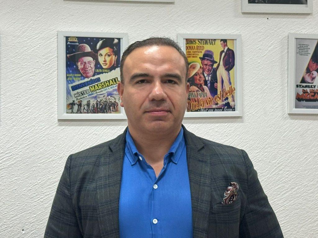 Políticos se aferran al poder al registrarse como "candidatos independientes"