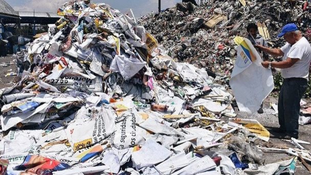 Terminan campañas, dejando basura y problema ambiental