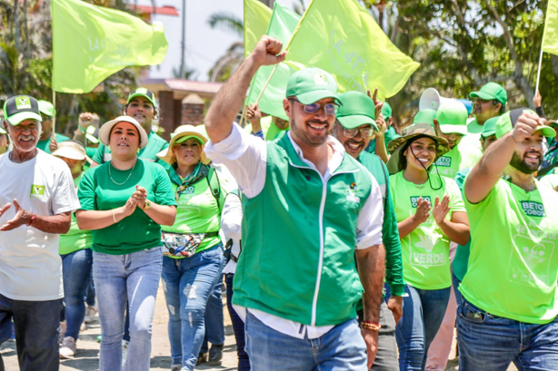 Vandalizan casa de la madre de Beto Cobos, candidato del Partido Verde en Alvarado