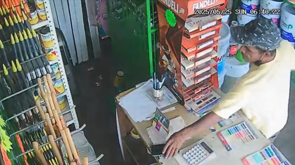 Detienen a ladrón que hurtó celular dentro de un local de pinturas en Minatitlán