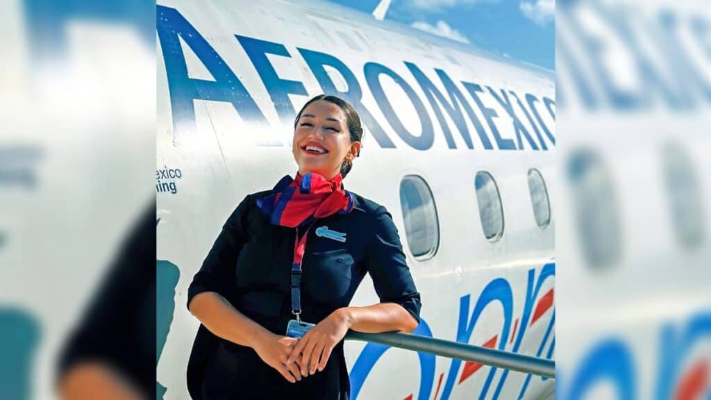 Sobrecargos emplazan a huelga a Aeroméxico para el 1 de junio