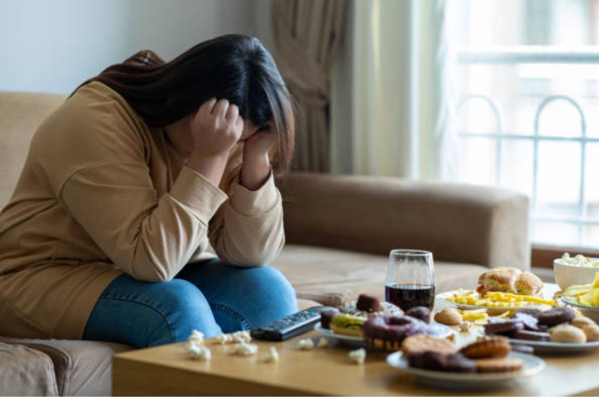 5 alimentos que pueden empeorar la ansiedad y se recomienda no consumir, según expertos