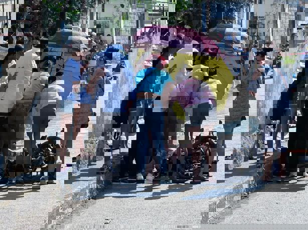 Chocan de frente dos motociclistas en Boca del Río; uno de los jóvenes murió