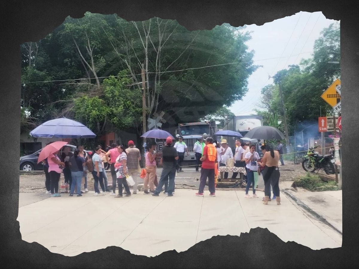 Bloquean carretera Las Trancas-Coatepec; ¿por qué motivo?