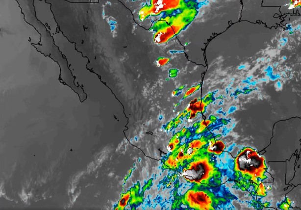 "Extreme precauciones", dice PC por incremento de lluvias en Veracruz
