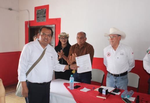CNC destituye a líder regional en Misantla; Fernando Hernández asume