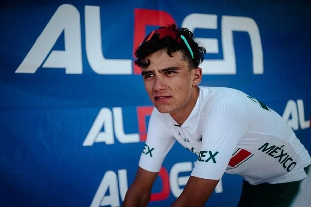 ¿Quién es Isaac del Toro, el ciclista mexicano que porta la maglia rosa en el Giro de Italia?