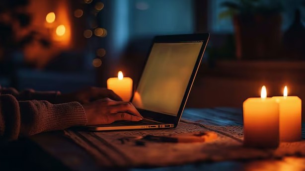 3 formas de cuidar tus dispositivos electrónicos de los apagones en Veracruz