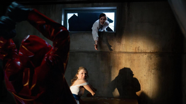 La calle del terror: La reina del baile, diferencias entre la película de Netflix y el libro
