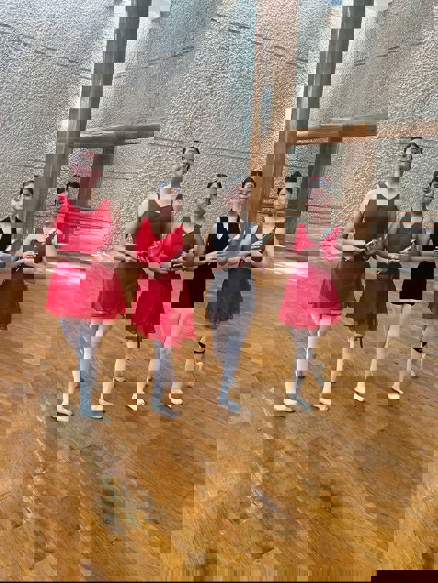 La danza une culturas en "Entre pasos", un espectáculo internacional