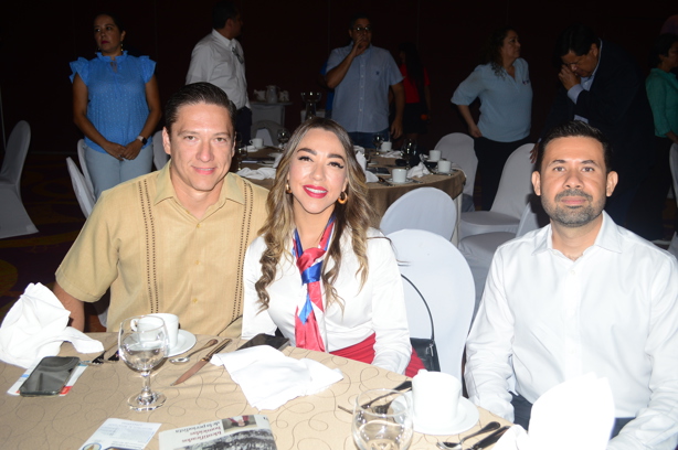 Coparmex Veracruz llevó a cabo su desayuno empresarial del mes de mayo