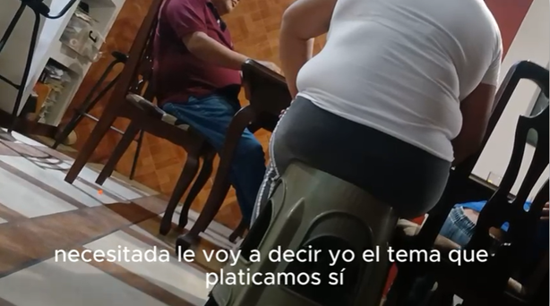 Captan a alcalde de Atzacan comprando votos para su esposa, Margarita Durán Alcántara(+VIDEO)