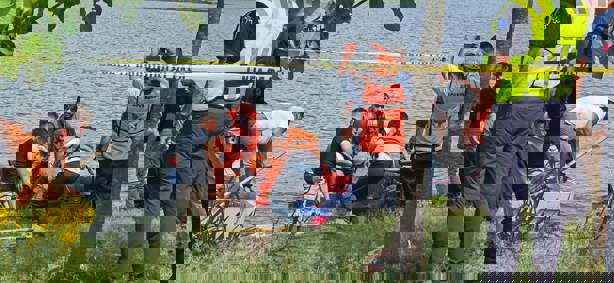 En laguna de El Castillo rescatan cuerpo de hombre ahogado