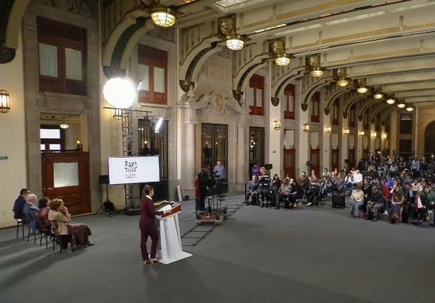 Si alguien pierde su empleo por cambios en Pemex se le apoyará según la ley: Claudia Sheinbaum | VIDEO