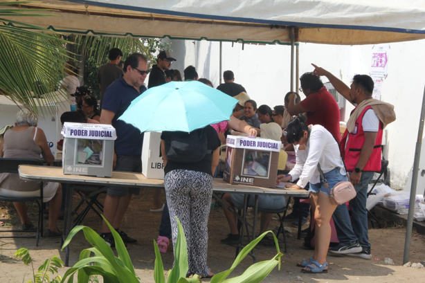 Retrasos en casillas casi dejan sin votar a vecinos del norte de Veracruz