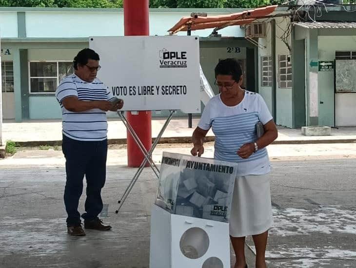 Gane quien gane que sirva al pueblo: vota candidata de Movimiento Ciudadano en Moloacán