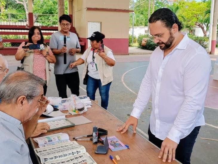 Estoy seguro del triunfo: Pedro Miguel tras acudir a votar en Coatzacoalcos | VIDEO