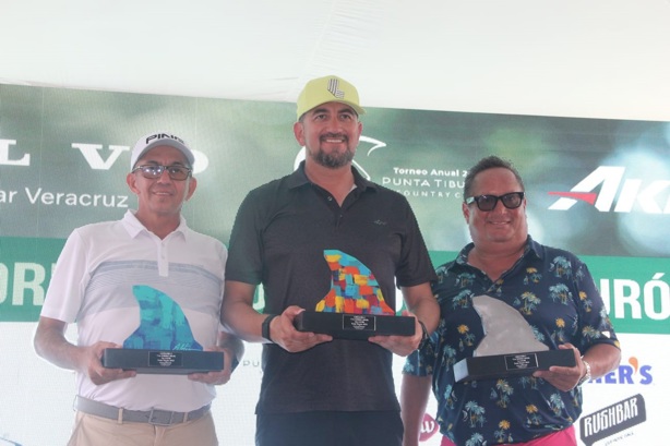 Logra Hugo Hernández triunfo en Torneo Anual de Golf