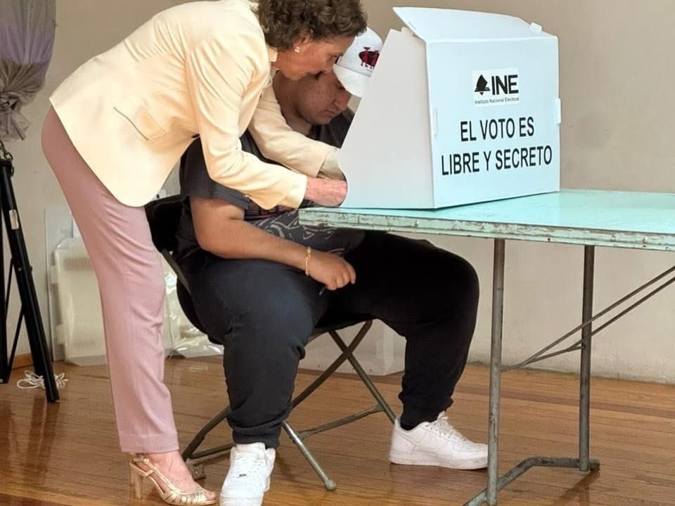 Hijo de AMLO participa en su primera elección