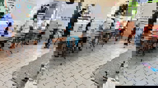 Alcalde de Xalapa llama a que jornada electoral sea fiesta cívica pacífica