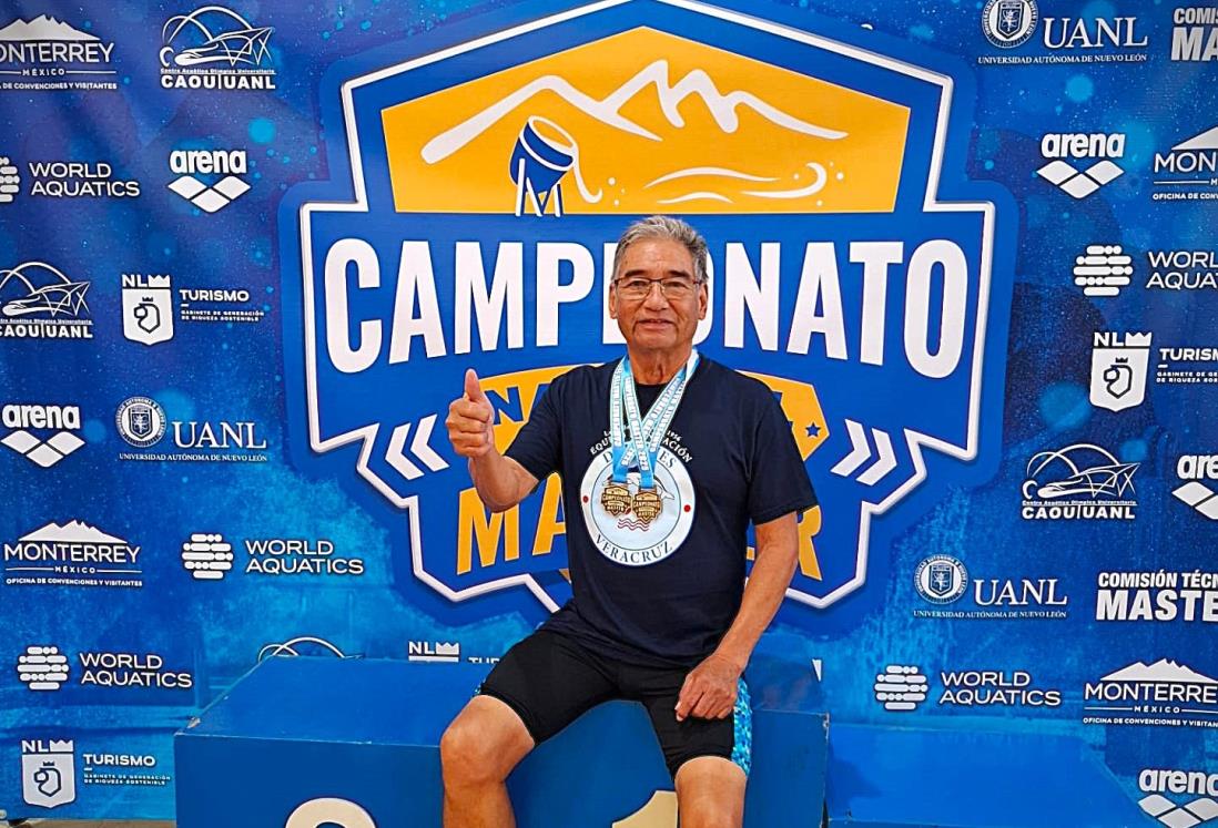 Brilla Vitelio Sánchez en Nacional Master de Natación
