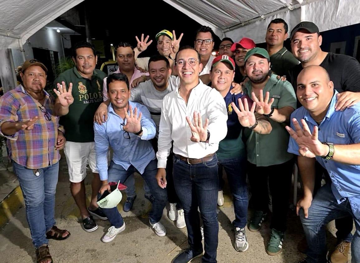 Ángel Delgado festeja ventaja irreversible de Morena en Agua Dulce