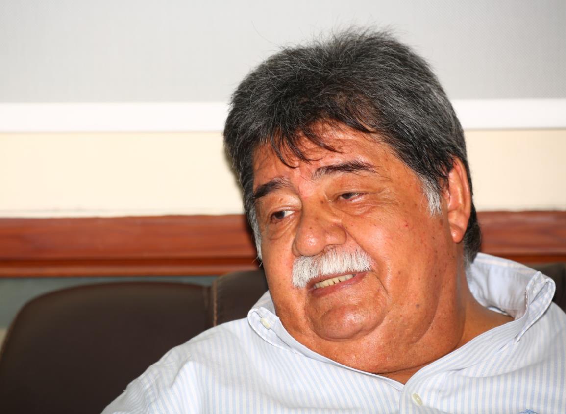Carlos Vasconcelos reconoce derrota y manda mensaje de agradecimiento a quienes lo apoyaron