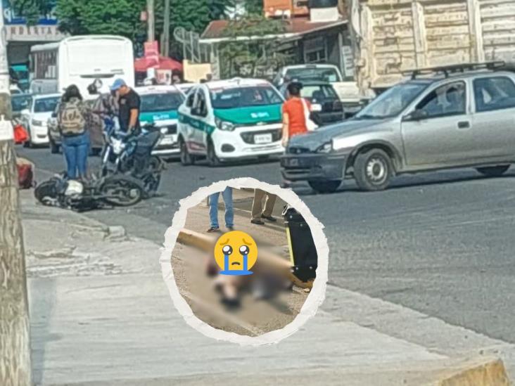 Xalapa: Motociclista resulta herido tras chocar con auto en avenida Chedraui Caram