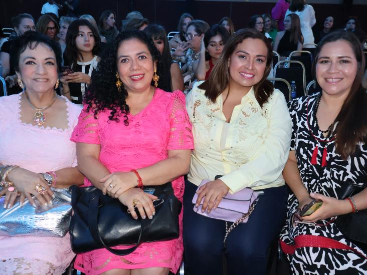 Se llevó a cabo el desfile altruista ´Anoranza´ Fashion show