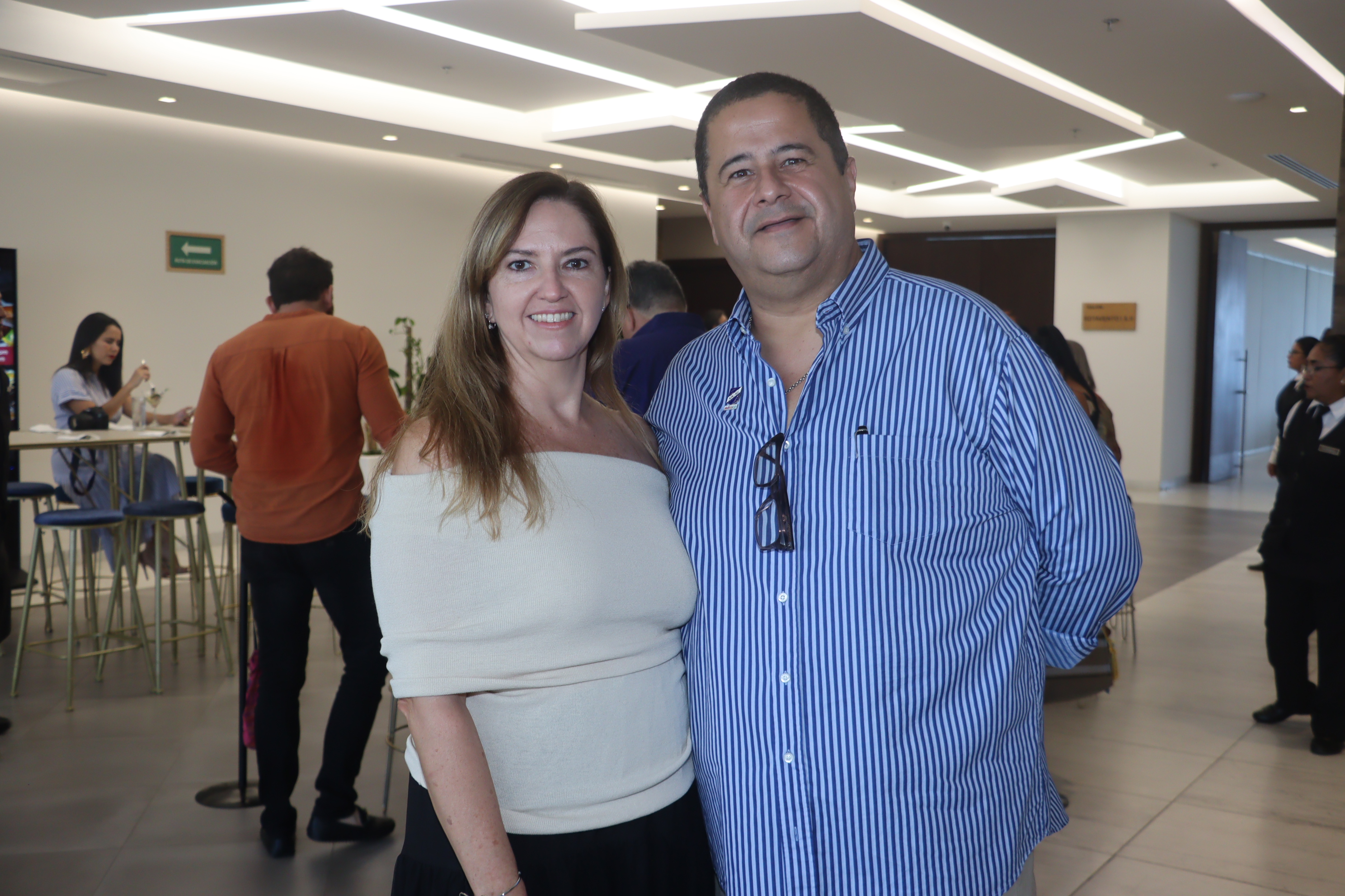 Club Skål Veracruz realizó la reunión del mes de mayo