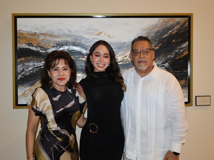 La pintora María José Luna presenta su obra ´Abstracto´